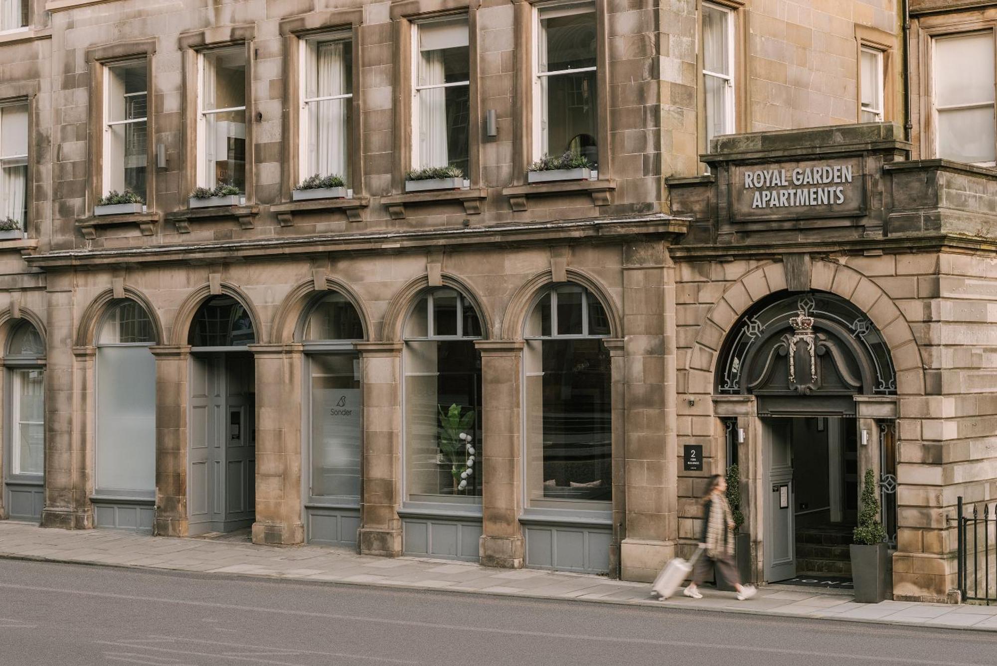 Sonder Royal Garden Aparthotel Edinburgh Exterior photo